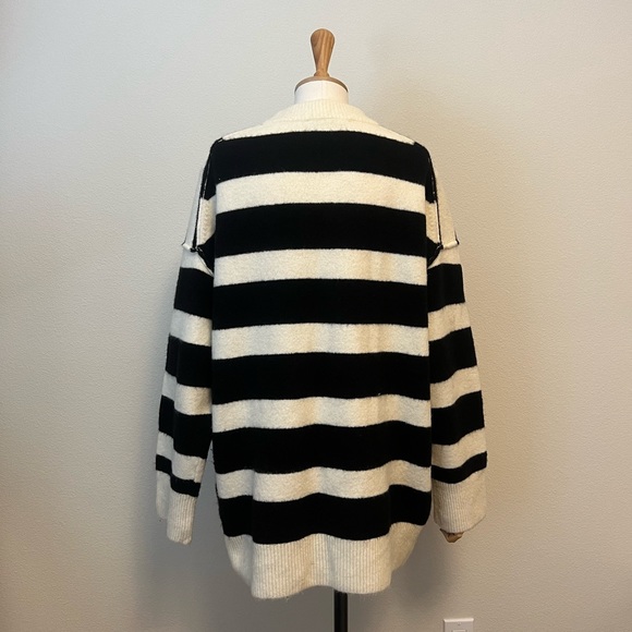 Zara- Stripe Knit Sweater - Picture 11 of 11
